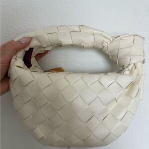 Cream woven dupe bag